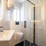 Penthouse Retreat Hot Tub And Outdoor Lounge Appartamento
